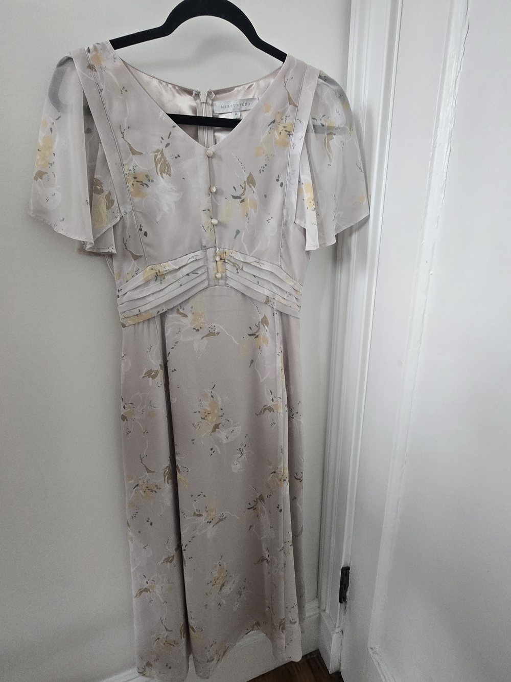 Japanese Brand Mercuryduo Pale Gray Floral Midi Dress with Yellow Accents